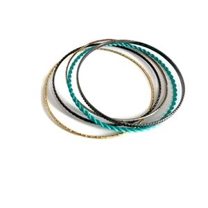 5 pk bangles